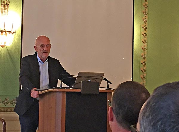 Seit über 40 Jahren studiert Prof. Dr. Martin Dannecker die männliche Homosexualität.