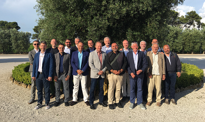 Genossen die Italianità: 15 Networker reisten nach Apulien.