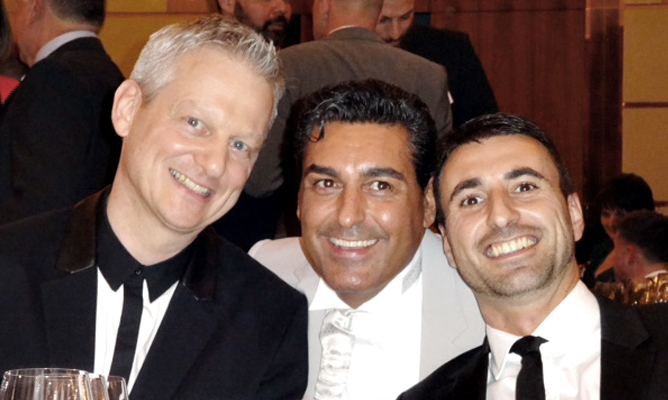Patrick Perret-Gentil (links) mit Francesco Muzzicato und Sebastiano Garufi an der Network-GV.