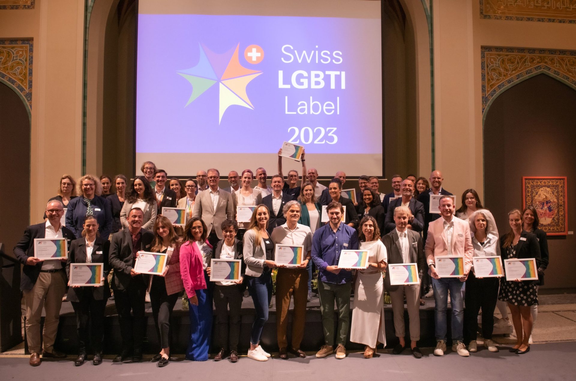 Les représentant(e)s des 22 organisations à la cérémonie à Berne. (Image: Sandra Meier