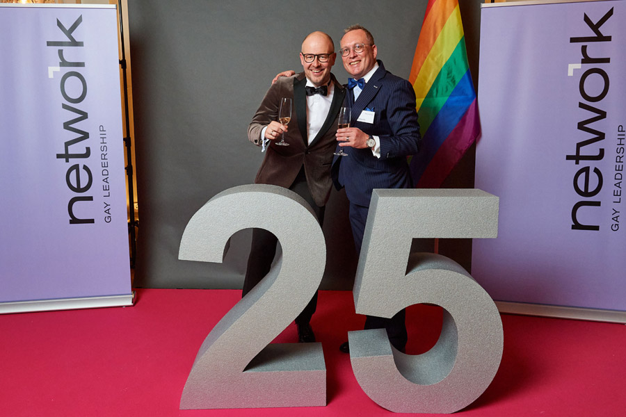 Thomas Wehry (à gauche) et Reto Konrad lors de la soirée anniversaire de Network à Berne. (Source: Network)