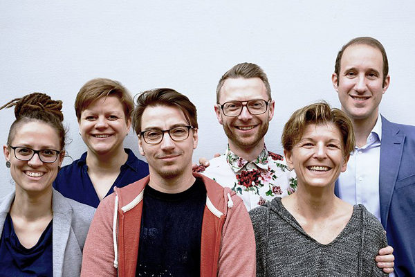 Il consiglio direttivo dell’associazione a sostegno della Regenbogenhaus.